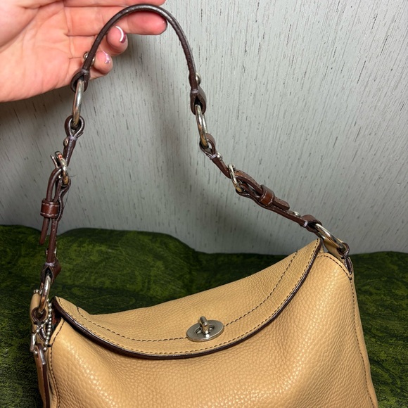 coach Chelsea turnlock tan leather handbag - Picture 6 of 17